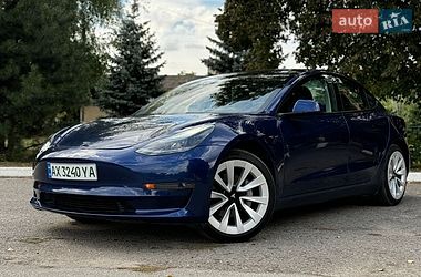 Tesla Model 3  2023