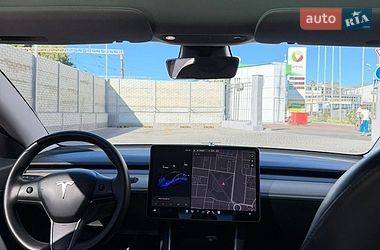 Седан Tesla Model 3 2019 в Одесі фото 15 Седан Tesla Model 3 2019 в Одесі