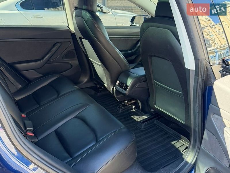 Седан Tesla Model 3 2019 в Одесі фото 19 Седан Tesla Model 3 2019 в Одесі