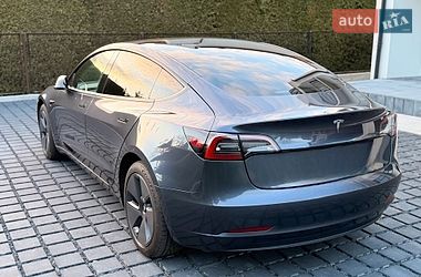 Седан Tesla Model 3 2023 в Тернополі