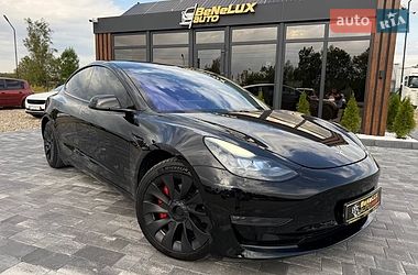 Седан Tesla Model 3 2020 в Коломые