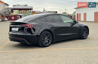 Седан Tesla Model 3 2024 в Львові