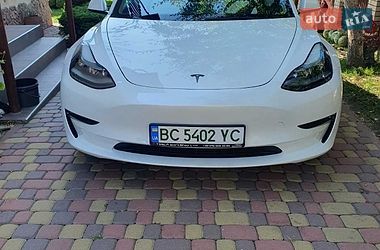 Седан Tesla Model 3 2022 в Львові