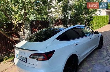 Седан Tesla Model 3 2022 в Львові