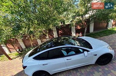 Седан Tesla Model 3 2022 в Львові
