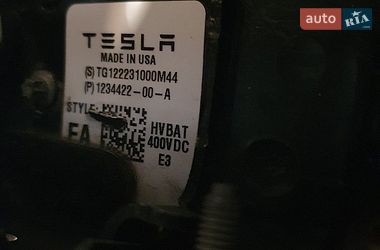 Седан Tesla Model 3 2022 в Львові