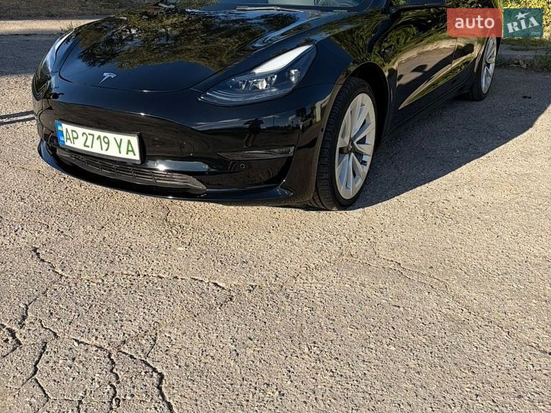 Tesla Model 3 2022