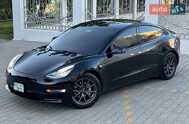 Седан Tesla Model 3 2019 в Одесі