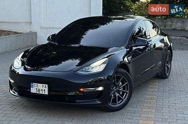 Седан Tesla Model 3 2019 в Одесі