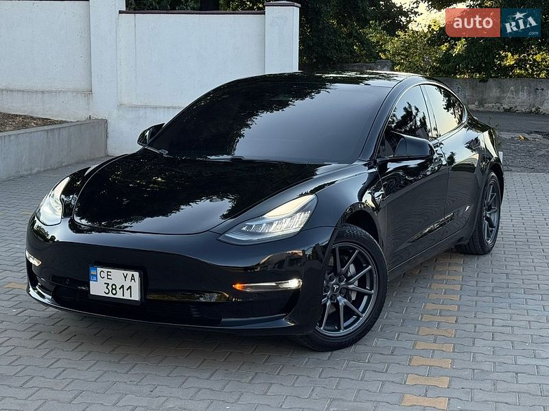 Седан Tesla Model 3 2019 в Одесі