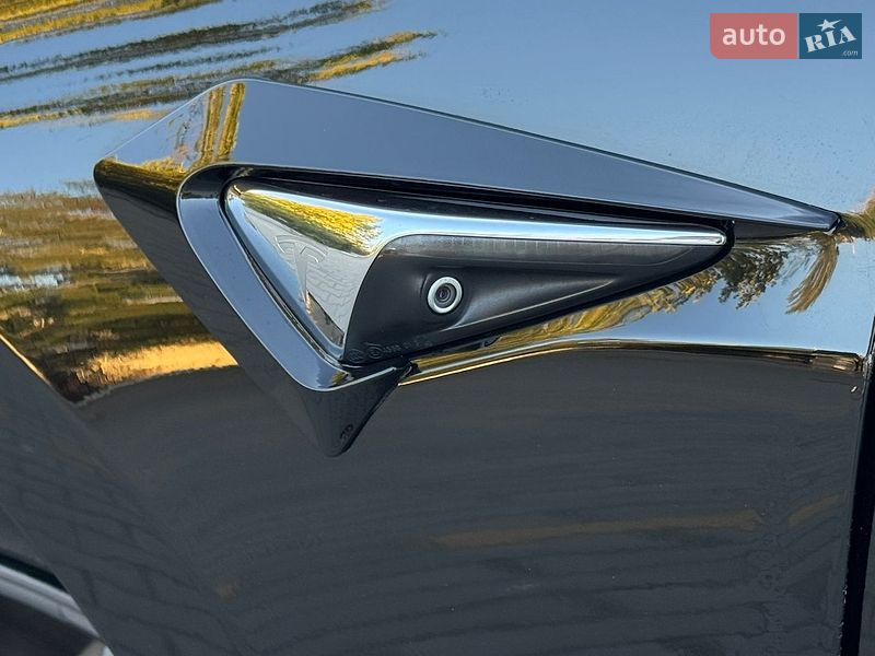 Седан Tesla Model 3 2019 в Одесі