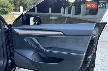 Седан Tesla Model 3 2019 в Одесі