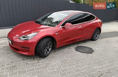 Tesla Model 3  2018