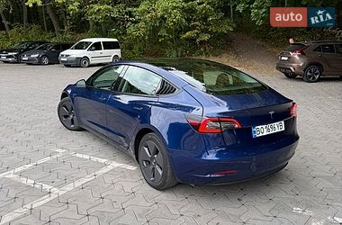 Седан Tesla Model 3 2022 в Тернополе