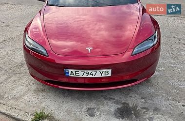 Седан Tesla Model 3 2024 в Каменском