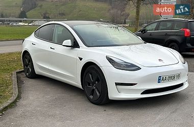 Седан Tesla Model 3 2021 в Киеве Седан Tesla Model 3 2021 в Киеве