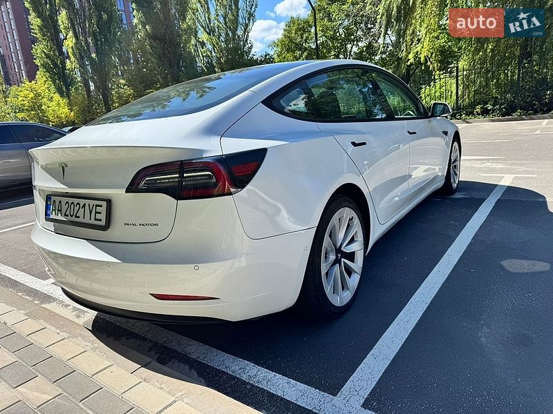 Седан Tesla Model 3 2021 в Києві фото 2 Седан Tesla Model 3 2021 в Києві
