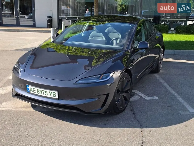Tesla Model 3