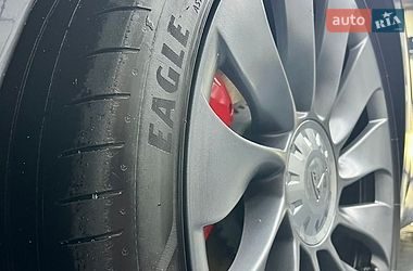 Седан Tesla Model 3 2023 в Кременчуге