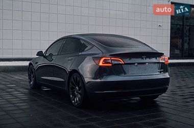 Седан Tesla Model 3 2023 в Кременчуге