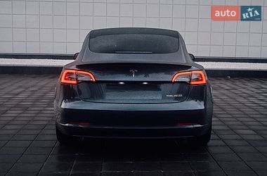 Седан Tesla Model 3 2023 в Кременчуге