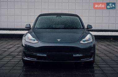 Седан Tesla Model 3 2023 в Кременчуге