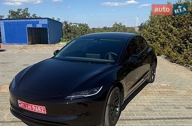 Седан Tesla Model 3 2025 в Южном Седан Tesla Model 3 2025 в Южном