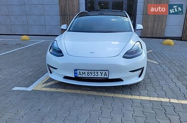 Седан Tesla Model 3 2022 в Житомире