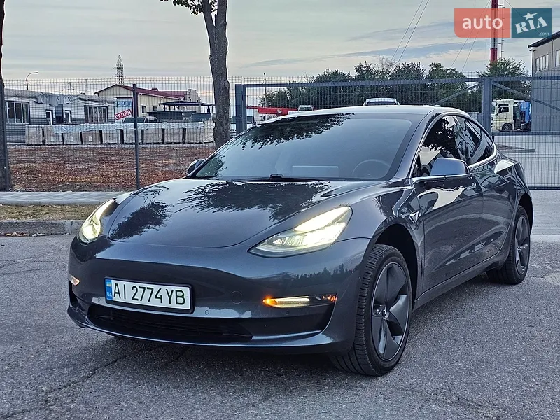 Tesla Model 3