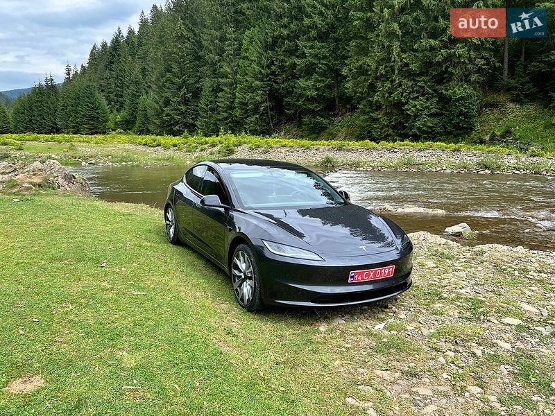 Tesla Model 3 2025 Tesla Model 3 2025