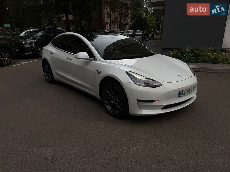 Tesla Model 3 2019 Tesla Model 3 2019