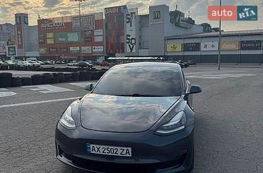 Седан Tesla Model 3 2018 в Харькове