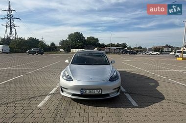Tesla Model 3  2018