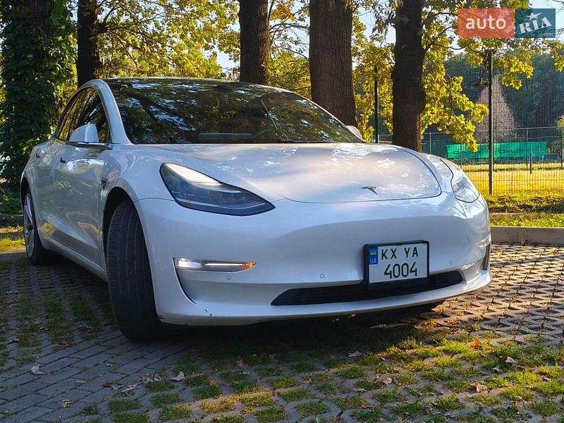 Седан Tesla Model 3 2018 в Харькове