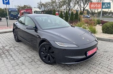 Седан Tesla Model 3 2024 в Киеве
