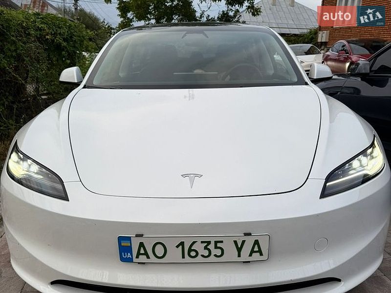 Седан Tesla Model 3 2024 в Виноградове