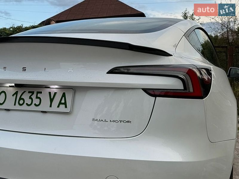 Седан Tesla Model 3 2024 в Виноградове