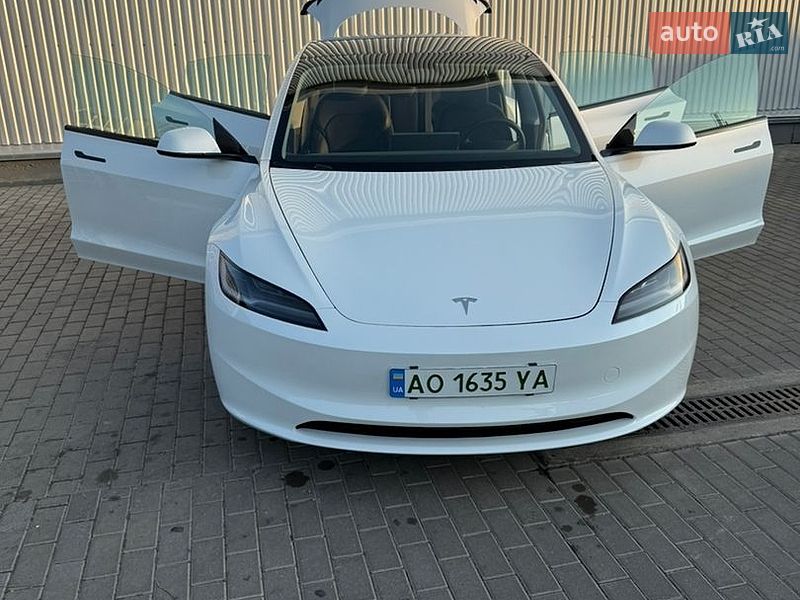 Седан Tesla Model 3 2024 в Виноградове