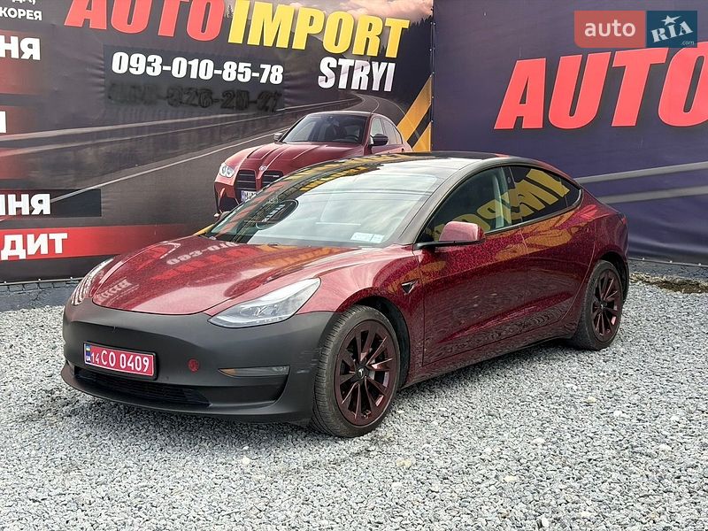 Tesla Model 3 2021