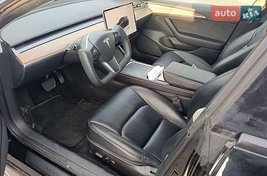 Седан Tesla Model 3 2023 в Луцке