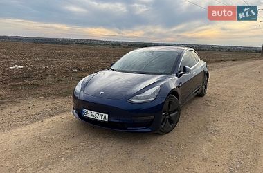 Tesla Model 3  2018