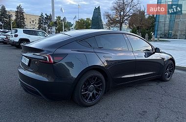 Седан Tesla Model 3 2024 в Харькове