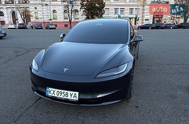 Седан Tesla Model 3 2024 в Харькове