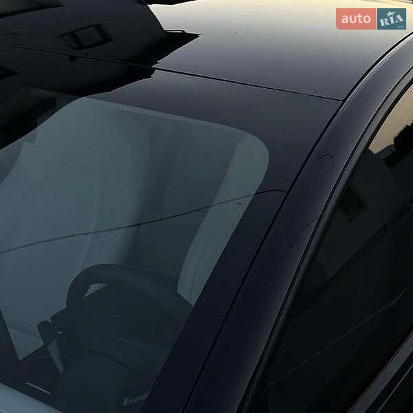 Седан Tesla Model 3 2021 в Львове