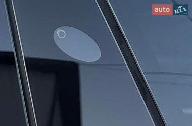 Седан Tesla Model 3 2021 в Львове