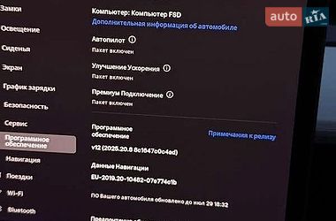 Седан Tesla Model 3 2021 в Львове