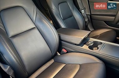 Седан Tesla Model 3 2022 в Одесі