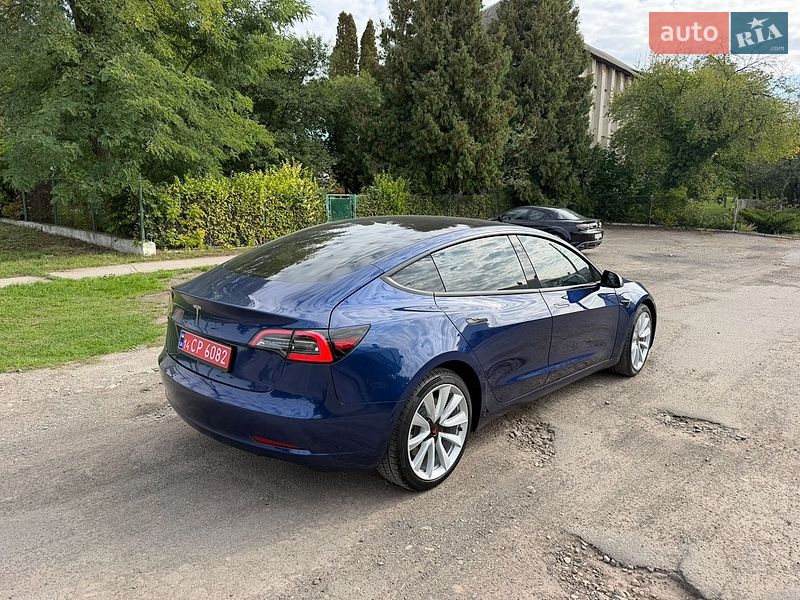 Седан Tesla Model 3 2022 в Золочеве фото 5 Седан Tesla Model 3 2022 в Золочеве