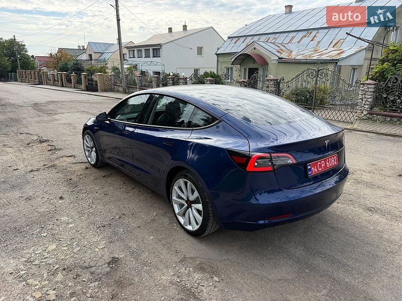 Седан Tesla Model 3 2022 в Золочеве фото 7 Седан Tesla Model 3 2022 в Золочеве