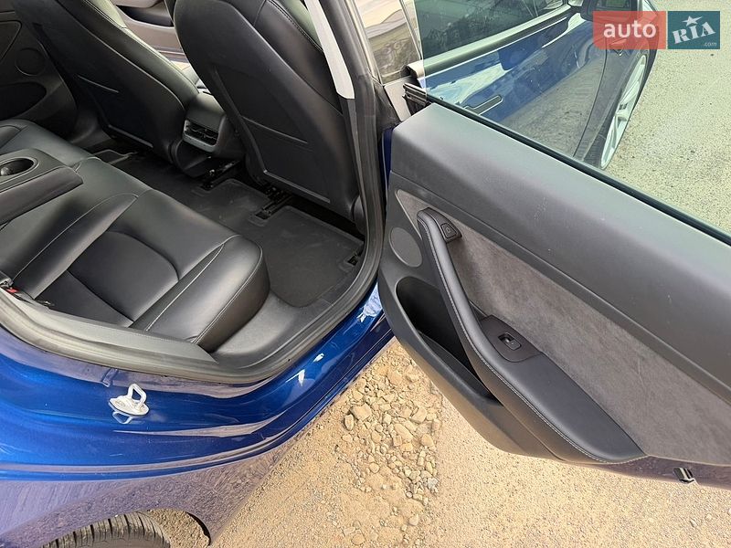 Седан Tesla Model 3 2022 в Золочеве фото 17 Седан Tesla Model 3 2022 в Золочеве